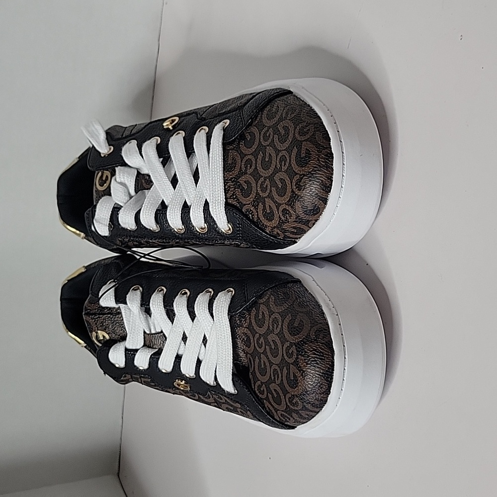 GBG Women's Shoes by Guess Los Angeles, Black and Gold, New